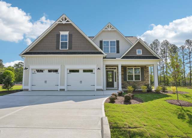 Property at 35 Hewitt Wds Dr, Clayton, NC 27527, 3 beds, 2.5 baths