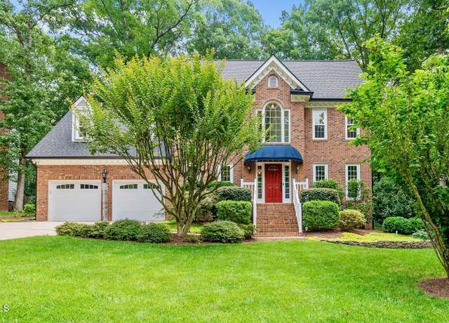 Property at 1030 W Sterlington Pl, Apex, NC 27502, 4 beds, 2.5 baths