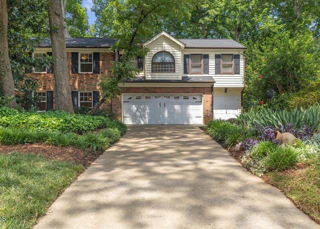 Property at 2309 Weymouth Ct, Raleigh, NC 27612, 4 beds, 3.5 baths