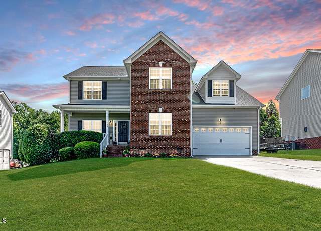 Property at 24 Carter Dr, Sanford, NC 27332, 3 beds, 2.5 baths