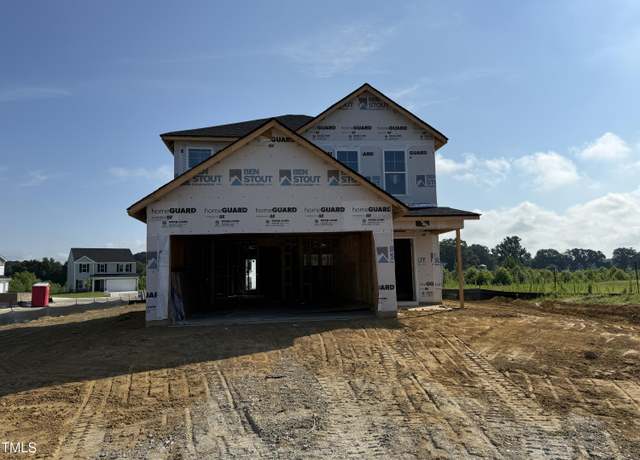 Property at 40 W Emily Gardens Dr, Selma, NC 27576, 3 beds, 2.5 baths