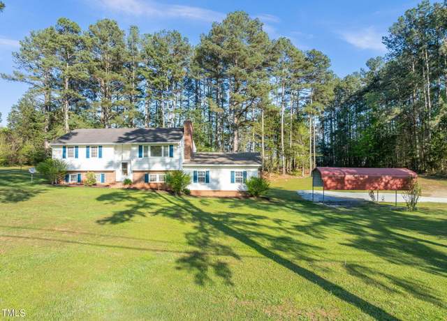 Property at 26420 Hwy 49, Chase City, VA 23924, 3 beds, 3 baths