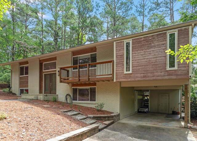 Property at 6609 Hunters Ln, Durham, NC 27713, 4 beds, 3 baths