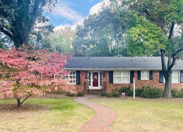 Property at 2709 Amherst Ave, Burlington, NC 27215, 3 beds, 2 baths