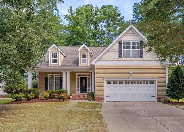 Property at 929 Lukestone Dr, Fuquay Varina, NC 27526, 3 beds, 2.5 baths