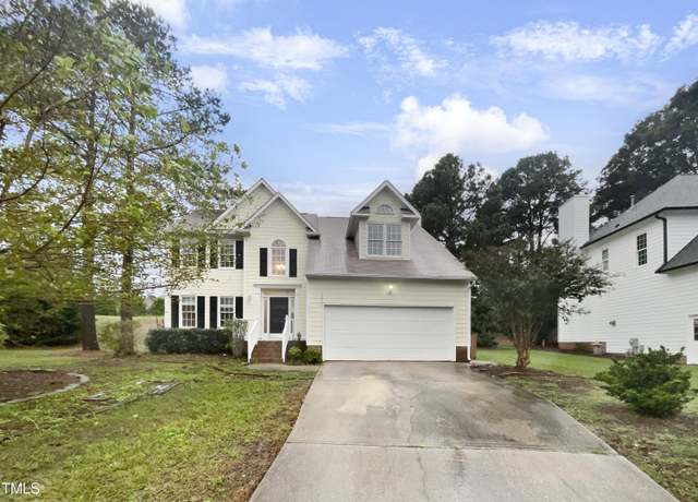 Property at 104 Deerwalk Ct, Cary, NC 27513, 4 beds, 2.5 baths