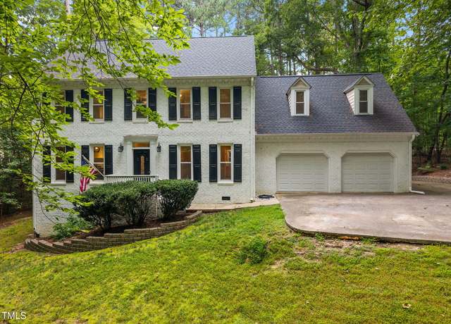 Property at 3508 Thornwood Ct, Raleigh, NC 27613, 4 beds, 3.5 baths