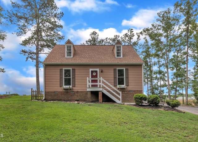 Property at 1013 Lightfoot Ct, Wake Forest, NC 27587, 3 beds, 2 baths