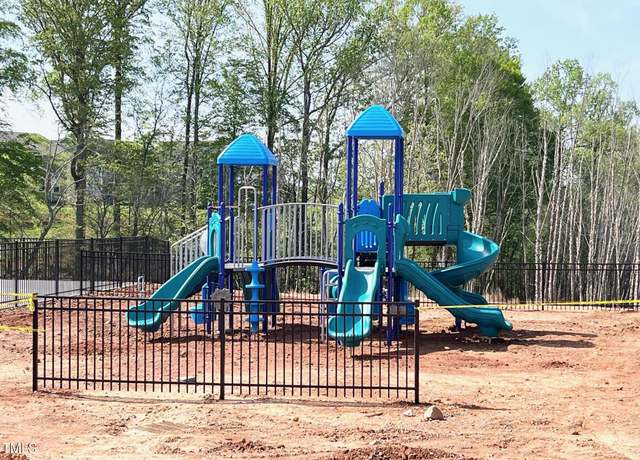 Property at 139 Siebold St, Garner, NC 27529, 3 beds, 2.5 baths