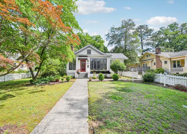 Property at 2209 The Cir, Raleigh, NC 27608, 3 beds, 2.5 baths