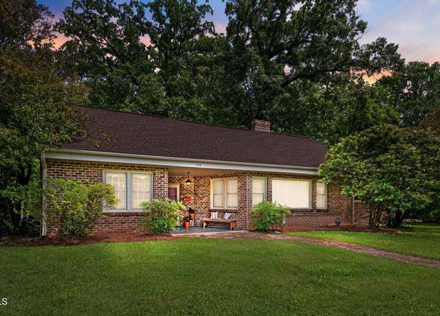 Property at 1605 Longview Ave, Tarboro, NC 27886, 3 beds, 3 baths