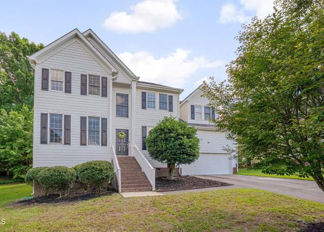 Property at 5308 Bentgrass Dr, Raleigh, NC 27610, 4 beds, 2.5 baths