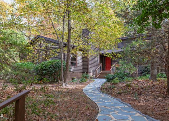 Property at 107 Hunter Hill Rd, Chapel Hill, NC 27516, 4 beds, 3 baths