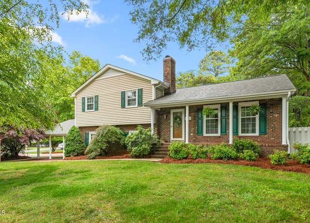 Property at 204 Random Ln, Burlington, NC 27215, 3 beds, 3 baths