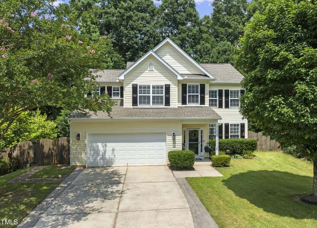 Property at 404 Blooming Meadows Rd, Holly Springs, NC 27540, 4 beds, 2.5 baths