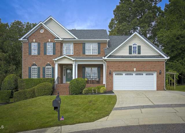 Property at 3004 Avensburg Ct, Raleigh, NC 27614, 4 beds, 3.5 baths