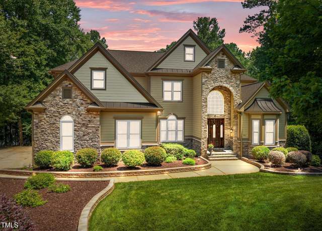 Property at 901 Edgewater Dr, Garner, NC 27529, 4 beds, 5.5 baths