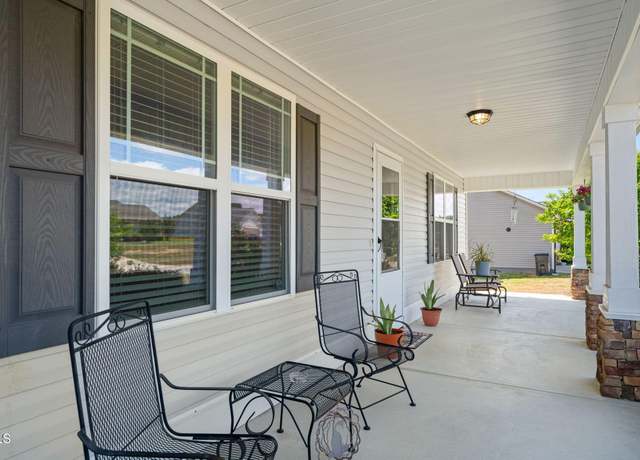Property at 357 Sherrill Farm Dr, Benson, NC 27504, 3 beds, 2 baths