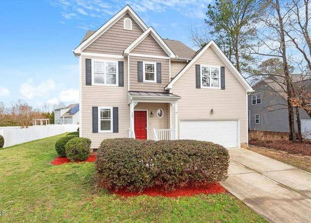 Property at 153 N Farm Dr, Clayton, NC 27527, 4 beds, 2.5 baths
