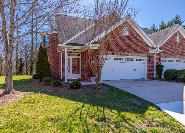 Property at 2904 Grove Park Dr, Burlington, NC 27215, 2 beds, 2.5 baths