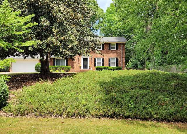 Property at 1274 Candlewood Dr, Elon, NC 27244, 4 beds, 2.5 baths