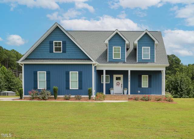Property at 2270 Medlin Rd, Clayton, NC 27527, 3 beds, 2.5 baths