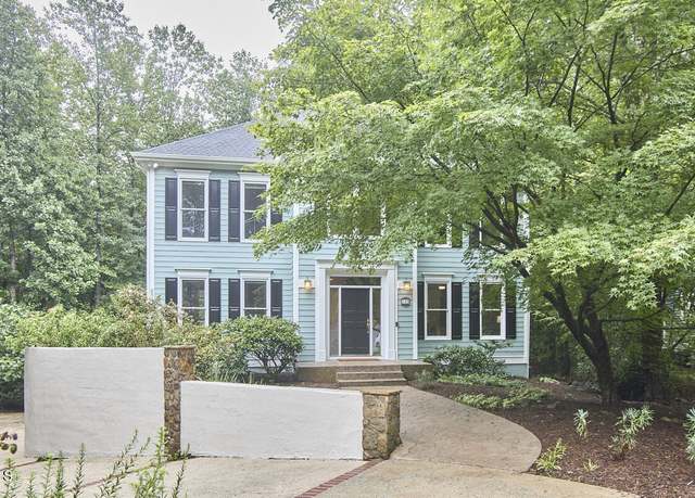 Property at 110 Pinchot Ln, Chapel Hill, NC 27514, 4 beds, 4.5 baths