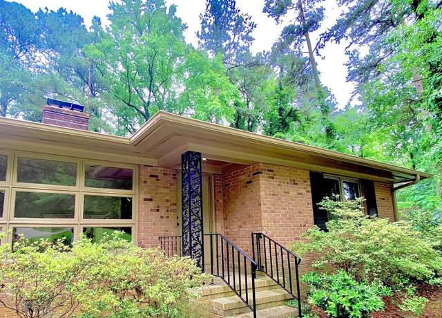 Property at 1115 Park Ave, Henderson, NC 27536, 3 beds, 1.5 baths