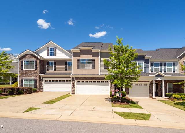 Property at 512 Barneswyck Dr, Fuquay Varina, NC 27526, 3 beds, 2.5 baths