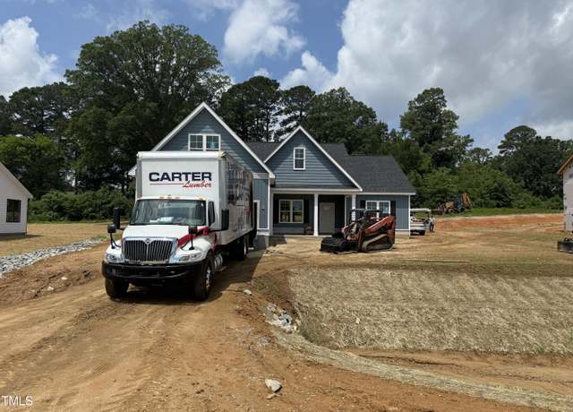 Property at 183 Tee Dr, Selma, NC 27576, 3 beds, 2 baths
