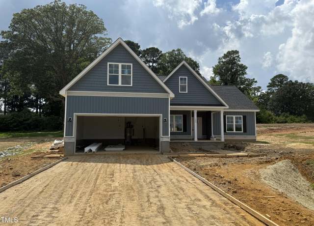 Property at 183 Tee Dr, Selma, NC 27576, 3 beds, 2 baths