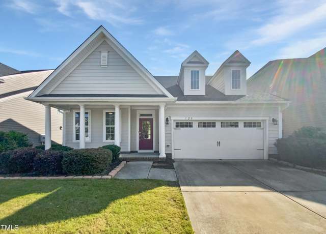 Property at 120 Martingale Dr, Holly Springs, NC 27540, 3 beds, 2.5 baths
