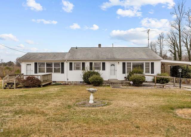 Property at 1100 Ben Smith Road Rd, Siler City, NC 27344, 2 beds, 1 bath