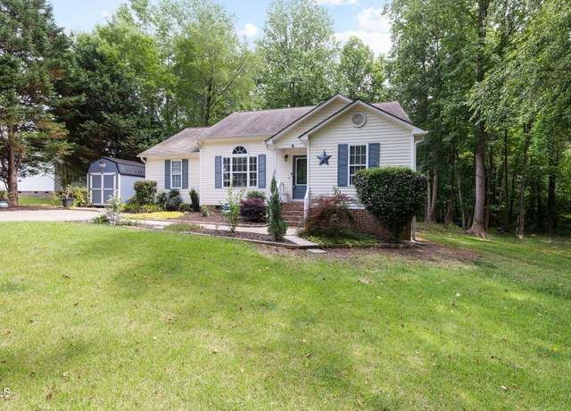 Property at 687 W Watson Rd, Benson, NC 27504, 3 beds, 2 baths