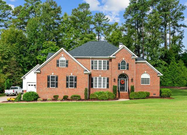 Property at 6722 Maranatha Dr, Rocky Mount, NC 27804, 4 beds, 3.5 baths