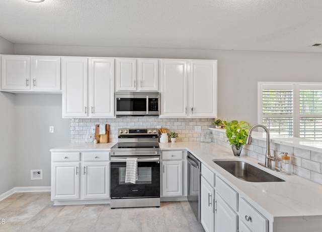 Property at 6863 Paint Rock Ln, Raleigh, NC 27610, 3 beds, 2.5 baths
