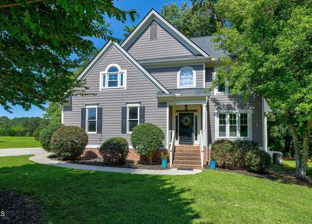 Property at 4737 Shady Greens Dr, Fuquay Varina, NC 27526, 4 beds, 2.5 baths