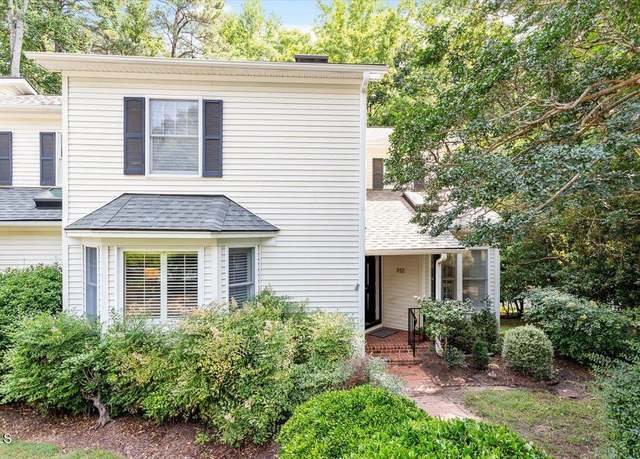 Property at 352 Weymouth Close, Pittsboro, NC 27312, 2 beds, 2.5 baths