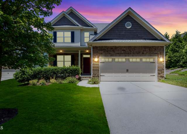 Property at 4 Seawell Ct, Durham, NC 27703, 5 beds, 3 baths