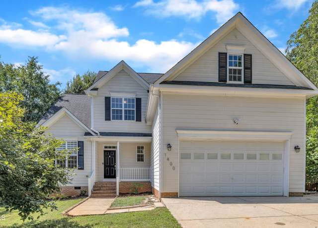 Property at 1400 Crete Dr, Raleigh, NC 27606, 4 beds, 2.5 baths