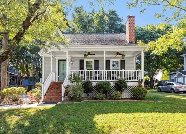 Property at 3020 W Folkestone Pl, Raleigh, NC 27604, 3 beds, 2 baths