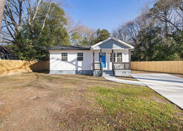 Property at 1209 Massey St, Smithfield, NC 27577, 3 beds, 2 baths