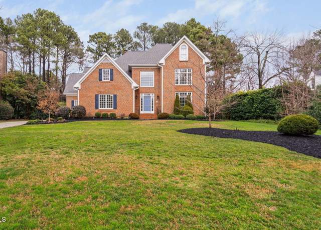 Property at 105 Links End Dr, Cary, NC 27513, 4 beds, 3.5 baths