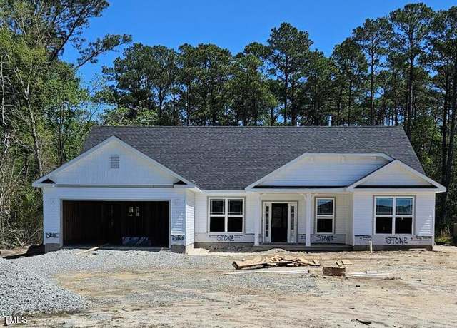 Property at 404 Spring Forest Dr, Goldsboro, NC 27534, 3 beds, 3.5 baths