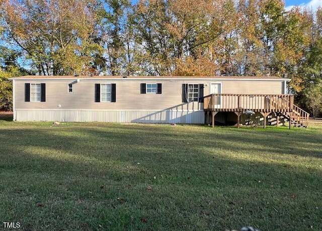 Property at 250 North Point Dr, Clarksville, VA 23927, 3 beds, 2 baths