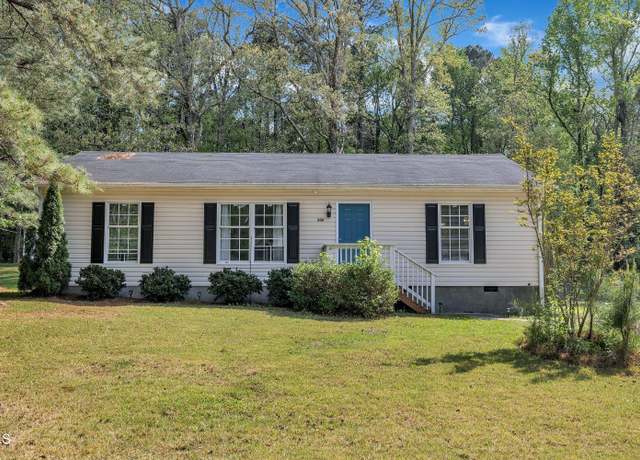 Property at 308 Plaza Dr, Garner, NC 27529, 3 beds, 2 baths