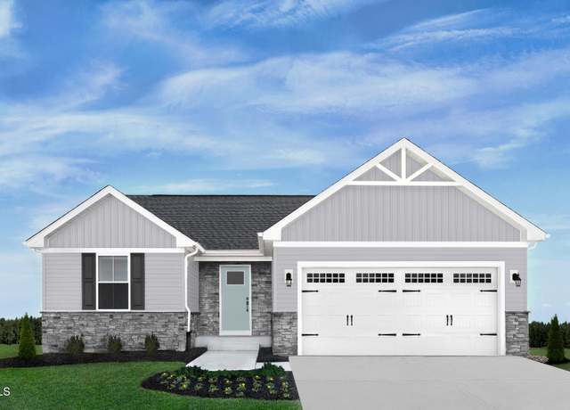 Property at 29 Elmwood Ave, Sanford, NC 27330, 3 beds, 3 baths