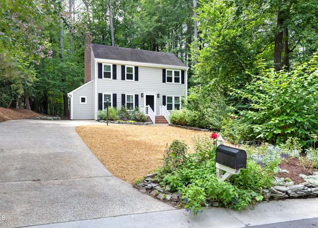 Property at 8 Briarfield Ct, Durham, NC 27713, 3 beds, 2.5 baths