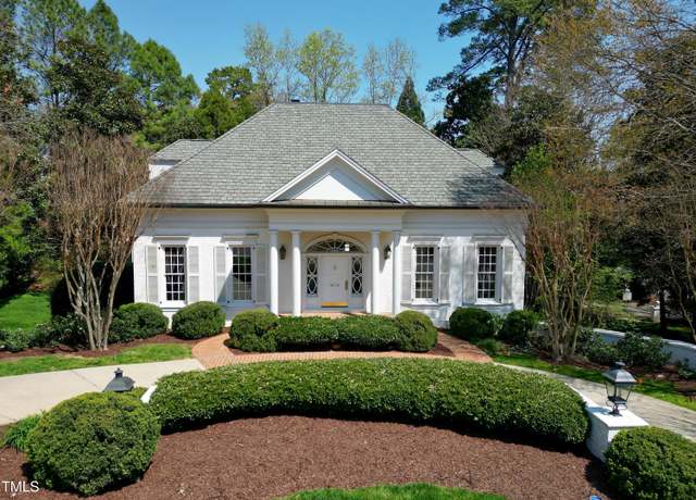 Property at 1925 Banbury Rd, Raleigh, NC 27608, 5 beds, 5.5 baths