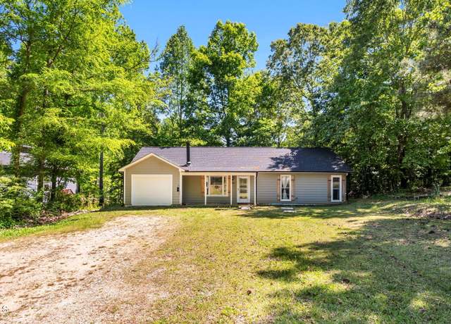 Property at 106 Blackfoot Dr, Louisburg, NC 27549, 3 beds, 2 baths